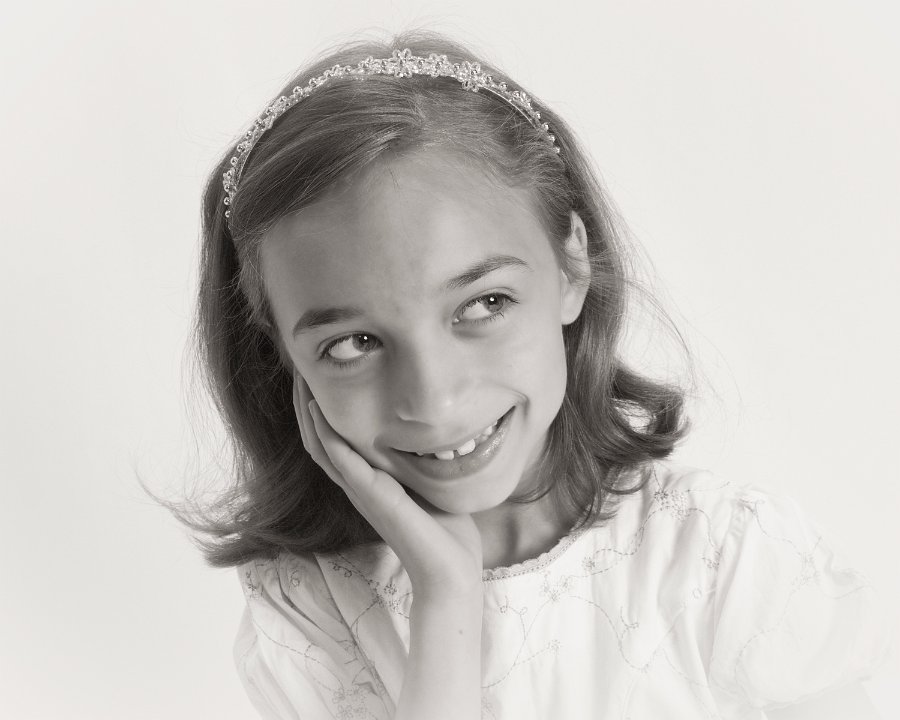 2012 04 04 Angela-Isabella-Alexander Portraits - April 26